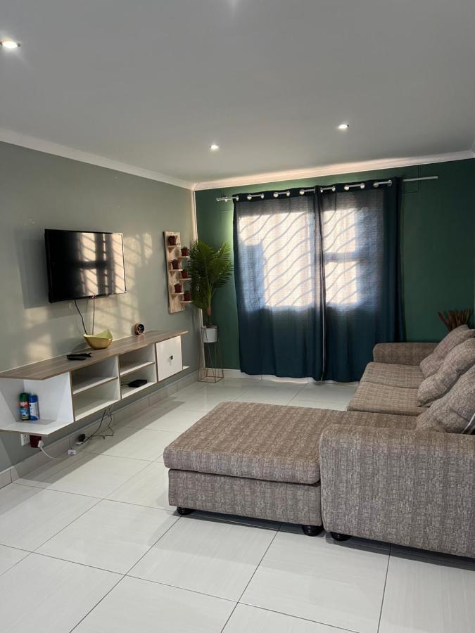 Home@Amalia'S Rundu Exterior foto